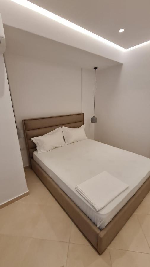 Sea And City View Apartment ซารานเดอ ภายนอก รูปภาพ