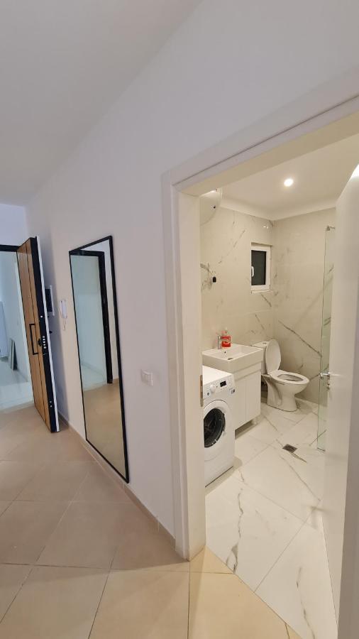 Sea And City View Apartment ซารานเดอ ภายนอก รูปภาพ